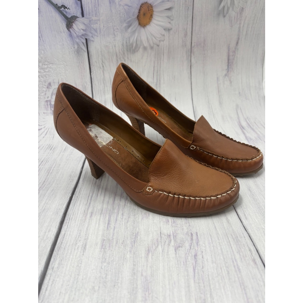 Women's Bandolino Brown Leather Heels Size 9.5 - Picture 2 of 7